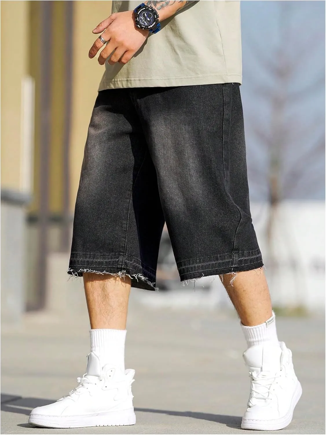 Verdusa Men's Baggy Jean Raw Trim Casual Loose Denim Shorts Bermuda Jean Loose Short