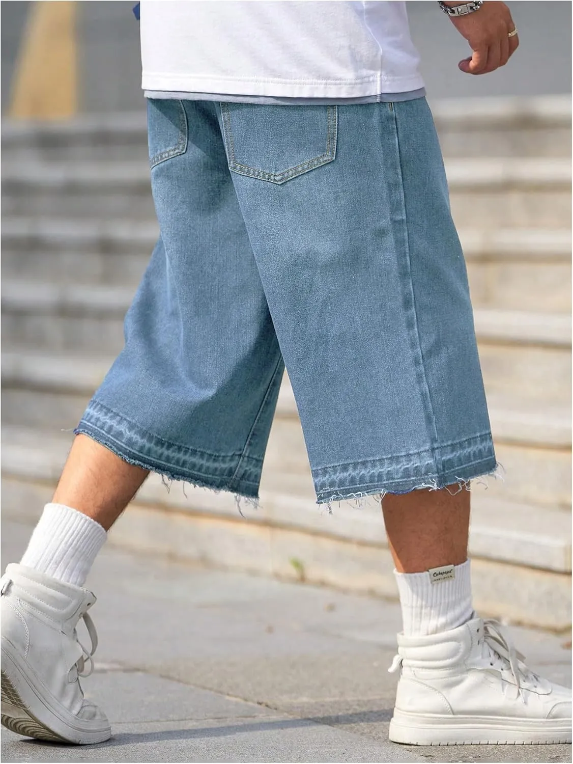 Verdusa Men's Baggy Jean Raw Trim Casual Loose Denim Shorts Bermuda Jean Loose Short