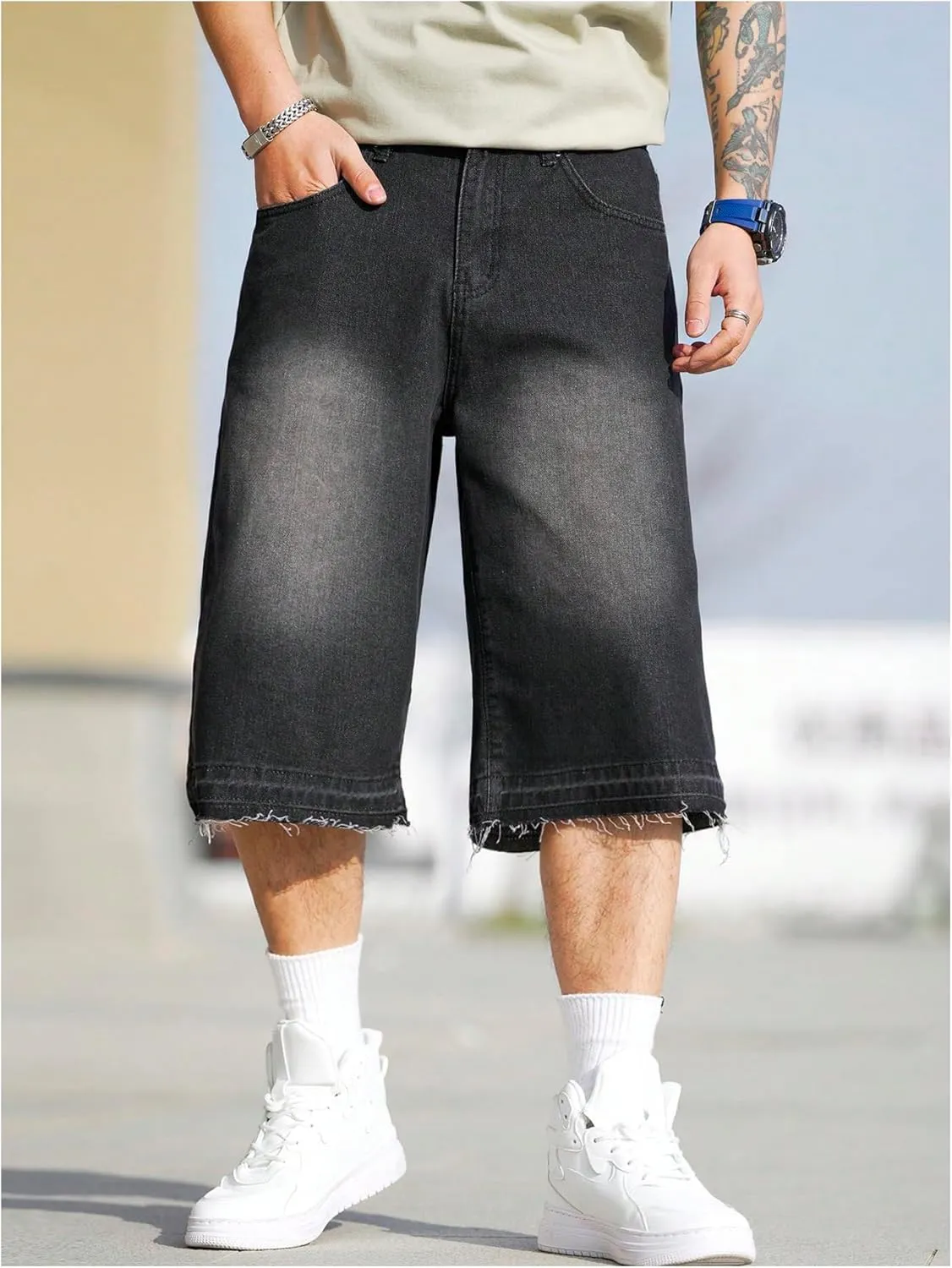 Verdusa Men's Baggy Jean Raw Trim Casual Loose Denim Shorts Bermuda Jean Loose Short