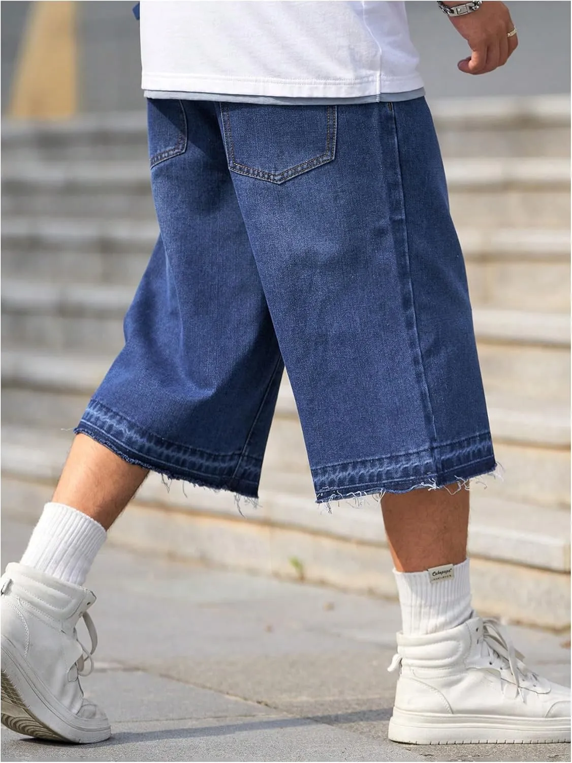 Verdusa Men's Baggy Jean Raw Trim Casual Loose Denim Shorts Bermuda Jean Loose Short